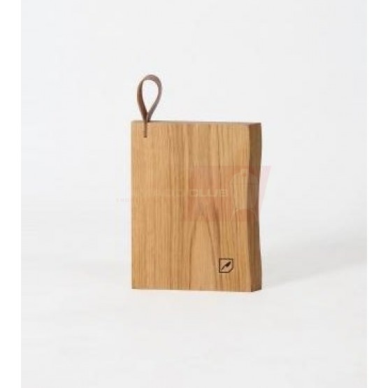 Oakwood cutting board, 25x23 cm Oakwood cutting board, 25x23 cm