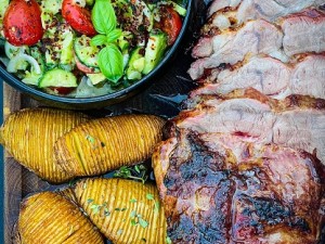 Rotisserie Skrudinta Kiaulienos Sprandinė Rotisserie Skrudinta Kiaulienos Sprandinė